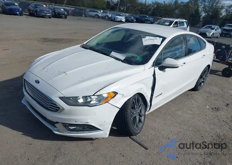 2018 Ford Fusion Hybrid Se из США, поврежденный, VIN 3FA6P0LU0JR116861